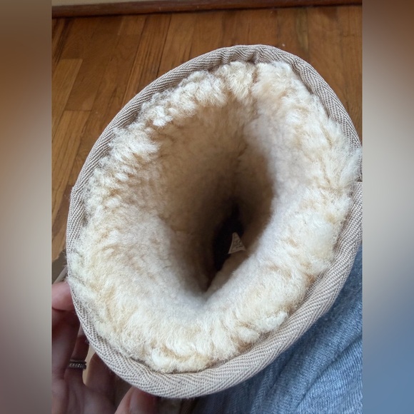 Ugg Classic Tall Boots - Picture 5 of 7